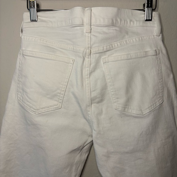 GAP Mid Rise Girlfriend Jeans, White, Size 26 / 2 Regular | Retail $80 #725278 - Picture 10 of 16
